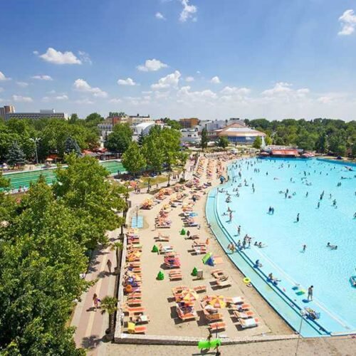 «Вихідні в Хайдусобосло»