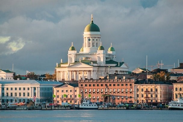 «Хвилями Балтійського моря: Таллінн, Гельсінкі, Стокгольм»